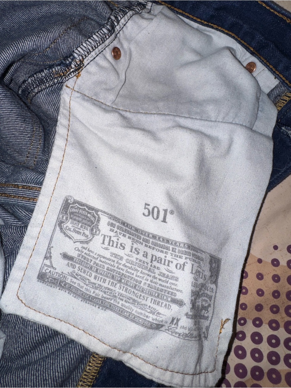 Levi's 501 Men’s Dark Blue Jeans with Tan Patch.
Size 32W 32L - Picture 7 of 9